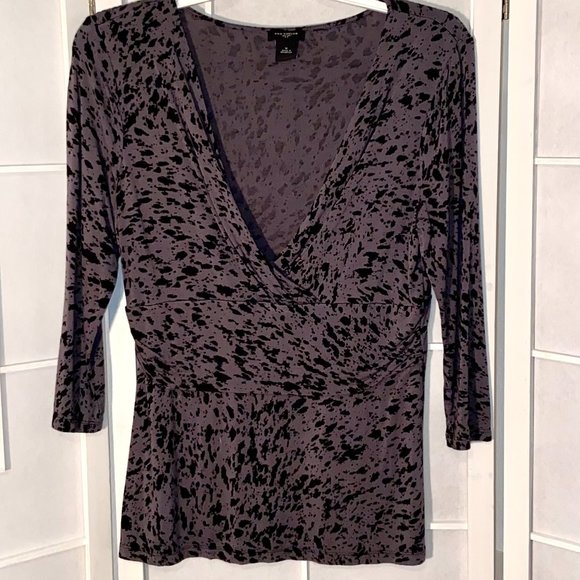 Ann Taylor Purple Cheetah 3/4 Sleeves Surplice - Picture 7 of 9